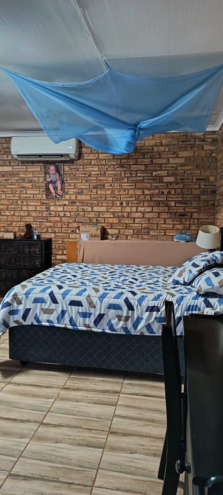 11 Bedroom Property for Sale in Rustenburg Rural North West